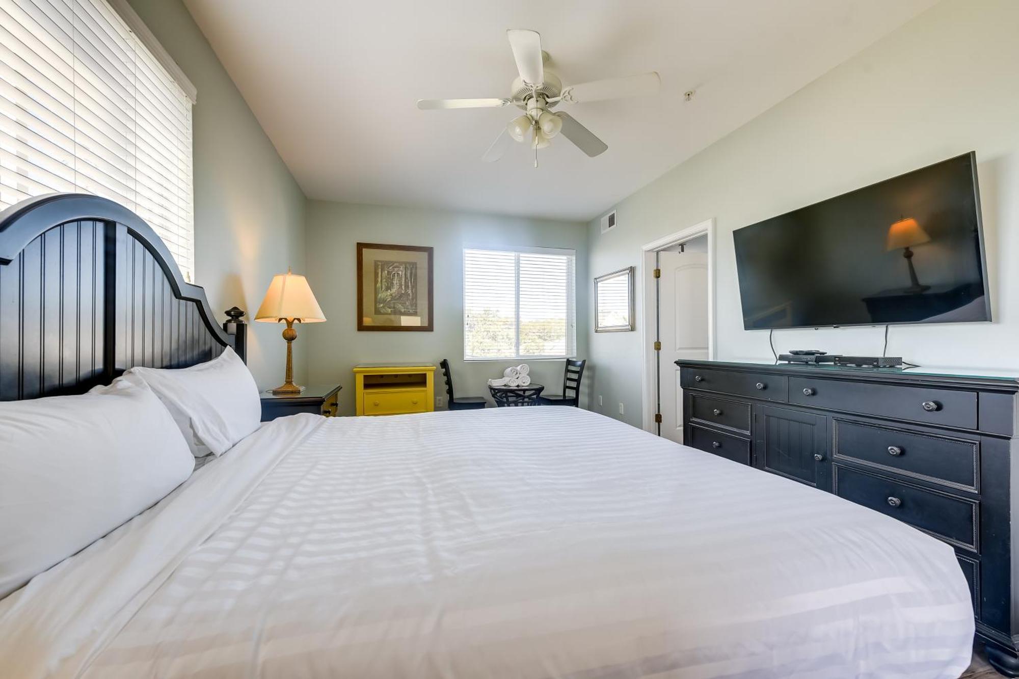 Roomy North Myrtle Beach Condo, Walk To Beach Екстериор снимка